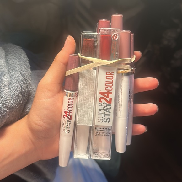 maybelline makeup A TON for a low price - Picture 5 of 10